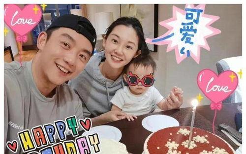 娱乐大爆料吃瓜少女是谁,她是如何成为网络红人的?